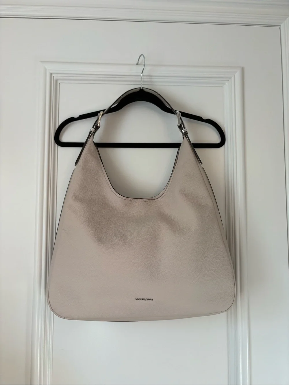 NWT Michael Kors Nolita Large Pebbled Leather Hobo Bag Light Sand